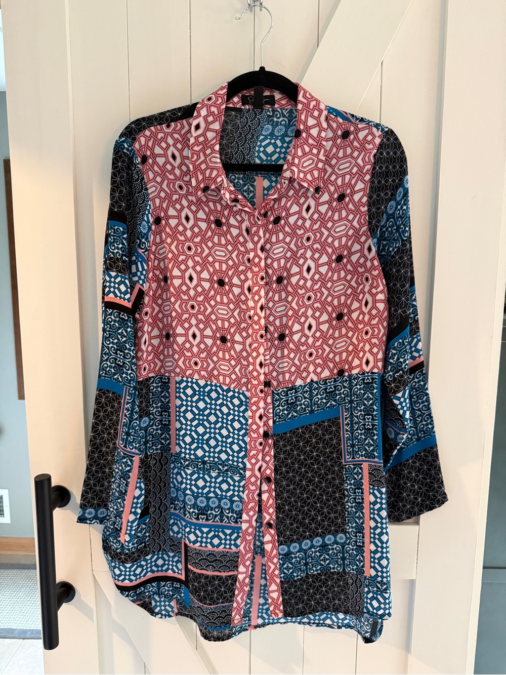 Jessica Simpson Mixed Print Button-Up Tunic in Pink, Blue & Black